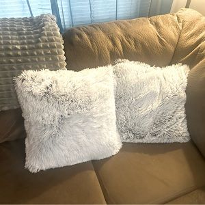 White fuzzy throw pillow cases
